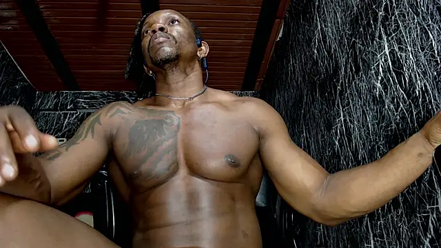 Snapshot of yordi_sandler2 chatting on 11.08.25 yordi sandler2 online show from 11.08.25