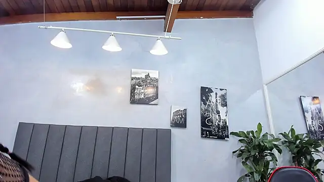 Snapshot of violet_and_myers chatting on 09.26.25 violet and myers online show from 09.26.25