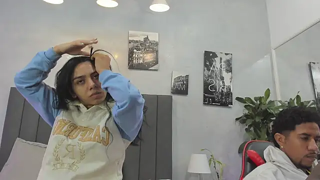 Snapshot of violet_and_myers chatting on 09.30.25 violet and myers online show from 09.30.25