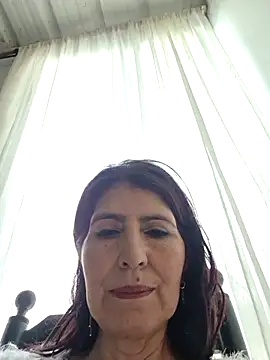 Snapshot of swity_foster chatting on 05.29.26 swity foster online show from 05.29.26