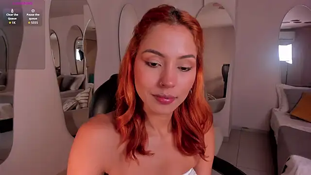 AmberColors  online show from 11.21.25