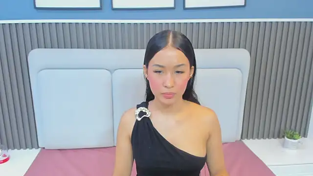 Snapshot of lily__star chatting on 02.08.26 lily star online show from 02.08.26