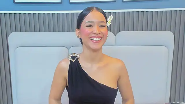 Snapshot of lily__star chatting on 03.04.26 lily star online show from 03.04.26