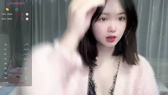 Snapshot of tender-11 chatting on 11.11.25 tender-11 online show from 11.11.25