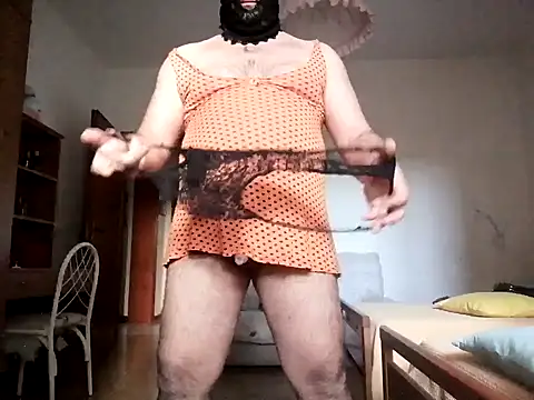 Snapshot of anu30 chatting on 11.14.25 anu30 online show from 11.14.25