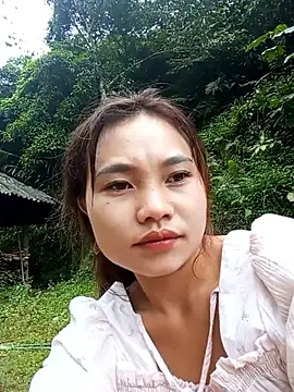 Snapshot of EllyBaby20 chatting on 09.14.25 EllyBaby20 online show from 09.14.25