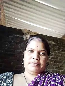 Snapshot of Bhavna_hot chatting on 10.12.25 Bhavna hot online show from 10.12.25