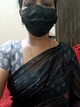 Snapshot of Rithya27 chatting on 11.21.25 Rithya27 online show from 11.21.25