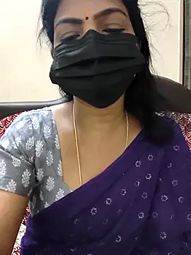 Snapshot of Rithya27 chatting on 04.29.26 Rithya27 online show from 04.29.26
