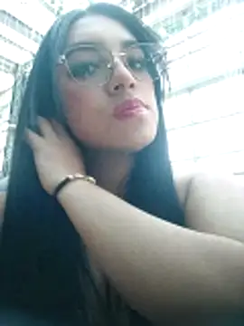 Snapshot of Linda_Saenz_ chatting on 11.06.25 Linda Saenz online show from 11.06.25