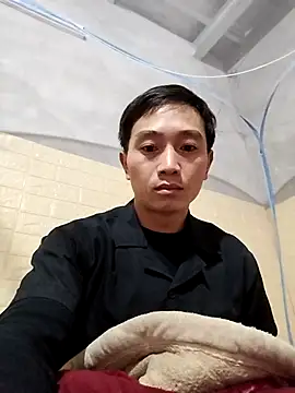 Snapshot of Boytasexy chatting on 11.19.25 Boytasexy online show from 11.19.25