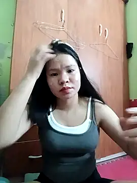 emyeuhss online show from 10.10.25