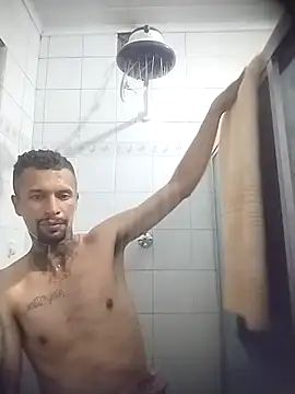 Snapshot of Gabriesex chatting on 11.08.25 Gabriesex online show from 11.08.25