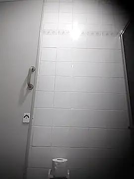 Snapshot of Gabriesex chatting on 11.20.25 Gabriesex online show from 11.20.25