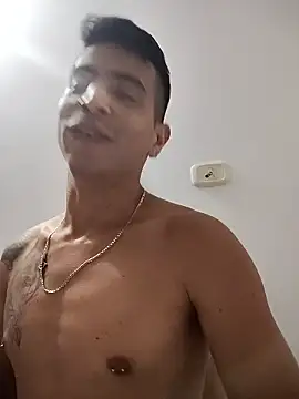 Snapshot of Juann-cock chatting on 01.08.26 Juann-cock online show from 01.08.26