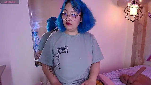 Snapshot of Lilith_curvy chatting on 09.20.25 Lilith curvy online show from 09.20.25