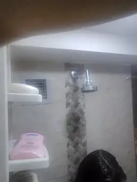 VioletxBloom online show from 11.28.25