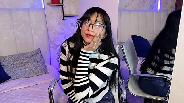 VioletxBloom online show from 01.17.26