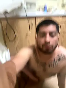 Snapshot of beenastyy chatting on 11.14.25 beenastyy online show from 11.14.25