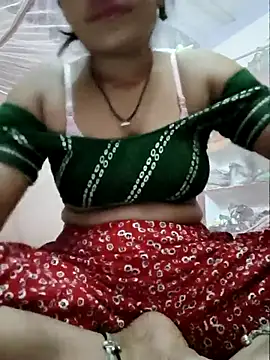 Snapshot of Miss_Sija chatting on 07.20.26 Miss Sija online show from 07.20.26