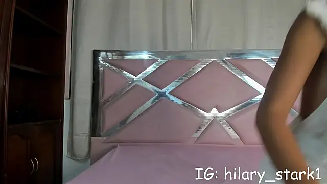 HilaryStarkx online show from 10.02.25