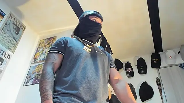 Snapshot of _MACCARTHY_TAYLOR chatting on 09.28.25 MACCARTHY TAYLOR online show from 09.28.25