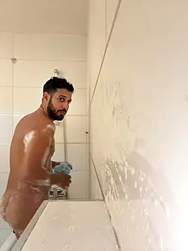 Snapshot of husbandandwifetobe chatting on 10.31.25 husbandandwifetobe online show from 10.31.25