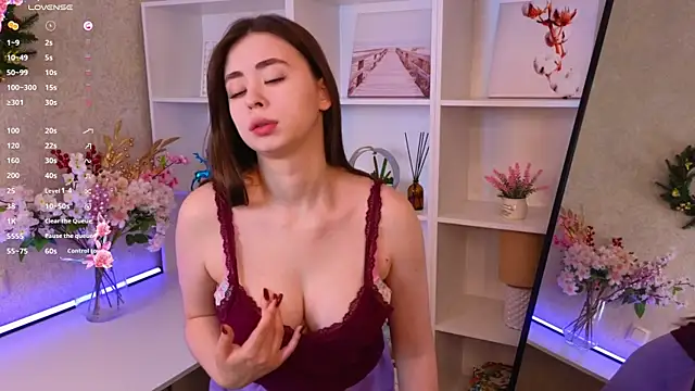 TraciMyntti online show from 01.12.26