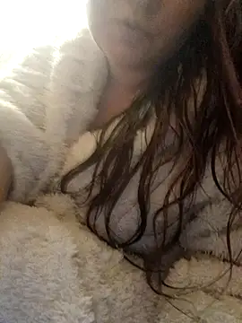 ivorywhisper online show from 10.13.25