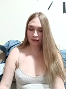 KisaVixen online show from 03.17.26