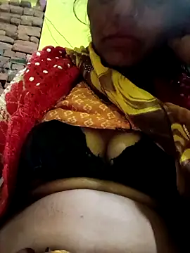 Snapshot of Rubi12A chatting on 12.17.25 Rubi12A online show from 12.17.25