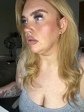 MysteriousMylaX online show from 10.13.25