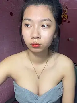 Snapshot of Phthao chatting on 09.28.25 Phthao online show from 09.28.25