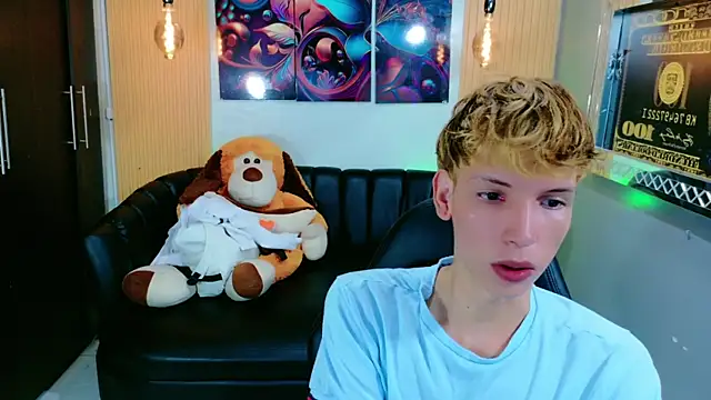 Snapshot of park_jimin1 chatting on 09.11.25 park jimin1 online show from 09.11.25