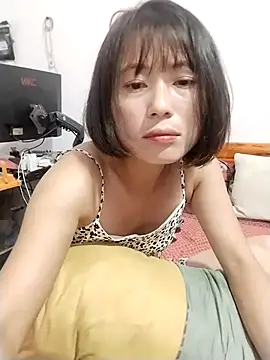 linda bae00 online show from 10.30.25