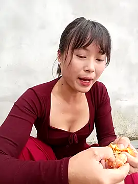 linda bae00 online show from 04.02.26