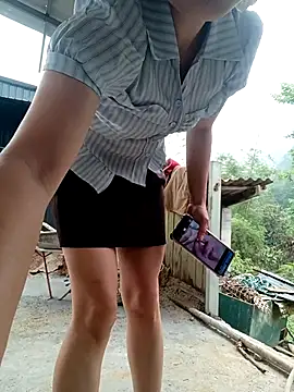 linda bae00 online show from 04.17.26