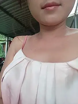 Snapshot of linda_bae00 chatting on 06.27.26 linda bae00 online show from 06.27.26