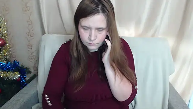 Snapshot of AdelinaLawson chatting on 02.11.25 AdelinaLawson online show from 02.11.25