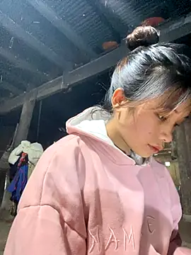 Snapshot of beobeo_2xx chatting on 11.03.25 beobeo 2xx online show from 11.03.25