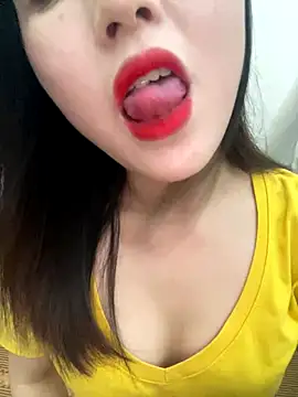 Snapshot of Dieknr chatting on 09.11.25 Dieknr online show from 09.11.25