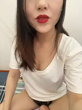 Snapshot of Dieknr chatting on 11.14.25 Dieknr online show from 11.14.25