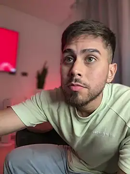 Tomas Olivia online show from 02.20.26