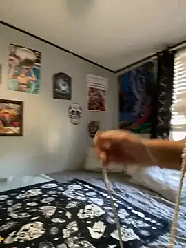 lillylooney online show from 10.01.25