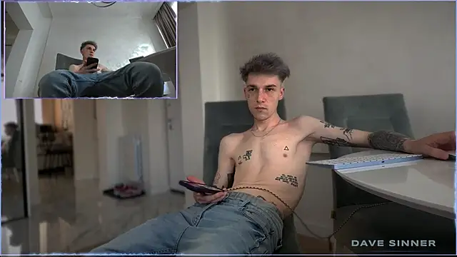 Snapshot of davesinner chatting on 05.14.26 davesinner online show from 05.14.26