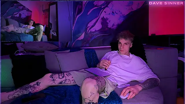 Snapshot of davesinner chatting on 05.27.26 davesinner online show from 05.27.26