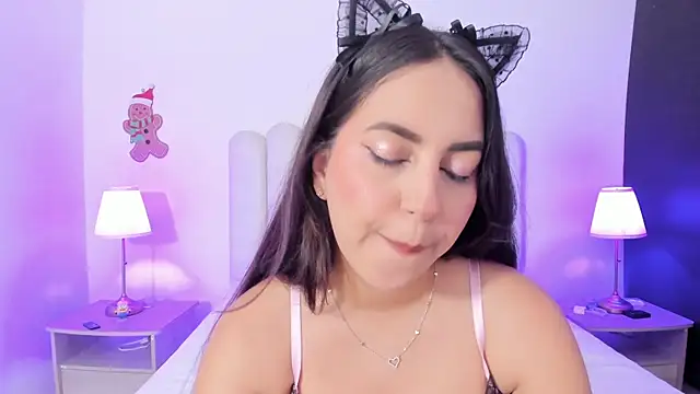 SofieBunnie online show from 04.06.26