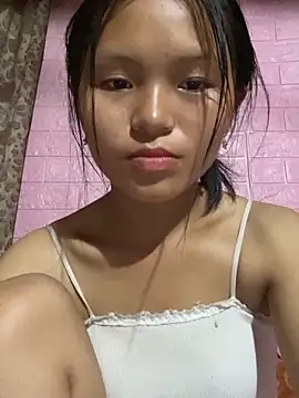 Snapshot of milo_bae chatting on 10.16.25 milo bae online show from 10.16.25