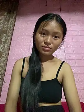 Snapshot of milo_bae chatting on 10.18.25 milo bae online show from 10.18.25