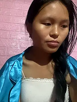 Snapshot of milo_bae chatting on 11.02.25 milo bae online show from 11.02.25